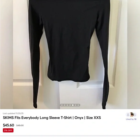 SKIMS Fits Everybody Long Sleeve T-Shirt | Onyx - Picture 4 of 13